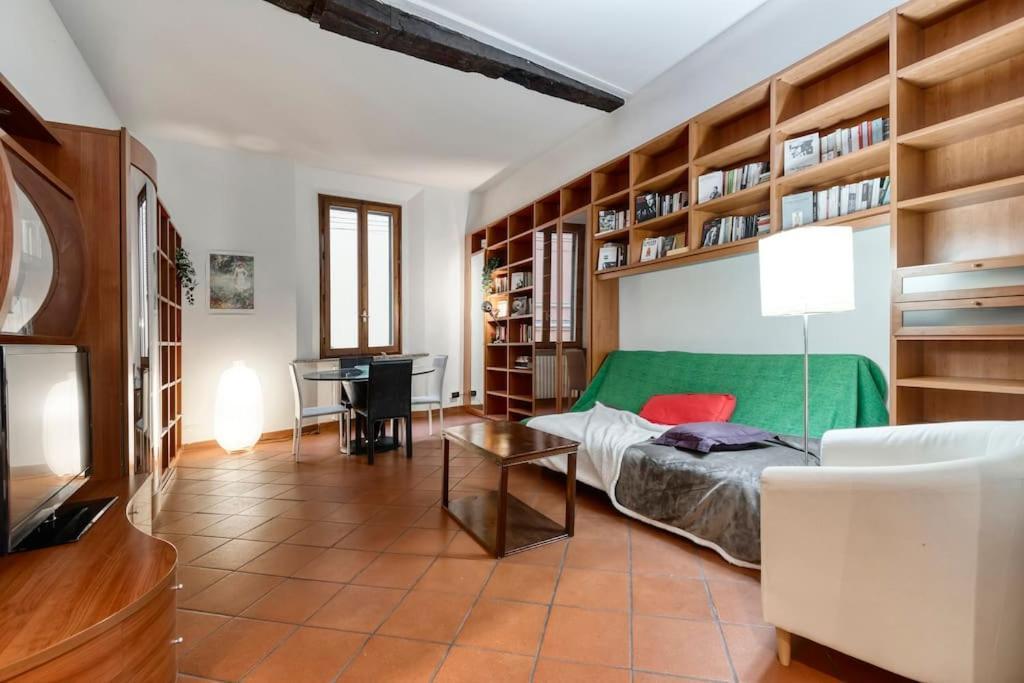 Fine Arts Apartment - Tv 40' Hd Netflix Prime Dazn Bolonia Exterior foto
